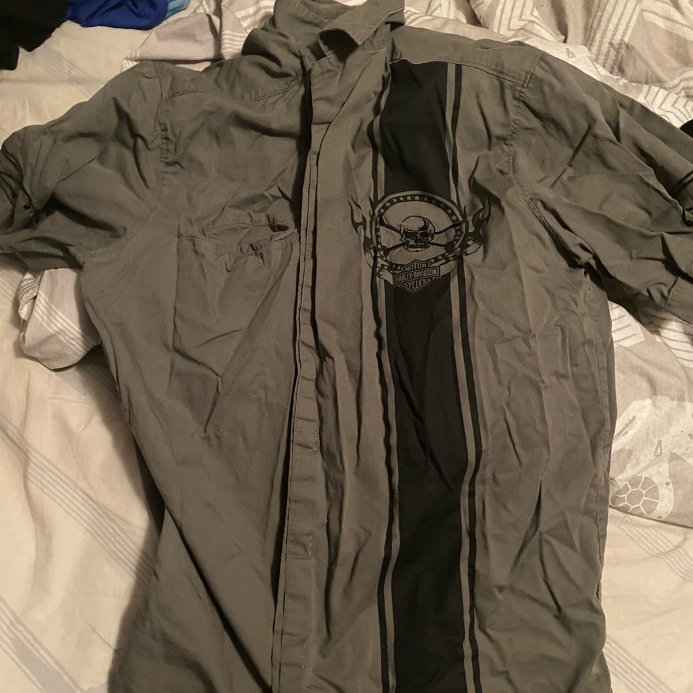 Harley Davidson Button up size medium